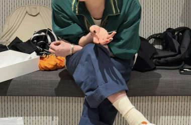 G-Dragon’s Style: The Must-Have Pieces Defining His Iconic Look G-Dragon’s Style: The Must-Have Pieces Defining His Iconic Look Vanity Teen 虚荣青年 Lifestyle & new faces magazine